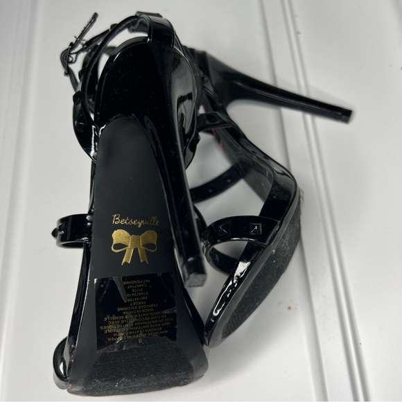 Betsey Johnson Betsyville Elegant Black Strappy Heels, Size: 8 - Picture 9 of 9